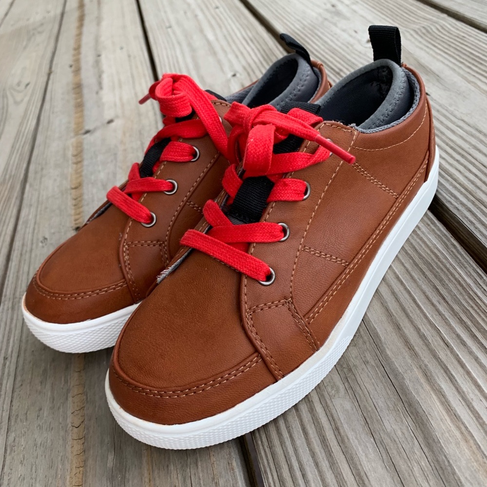 NWOB Cat & Jack Boy’s Formal Sneakers
